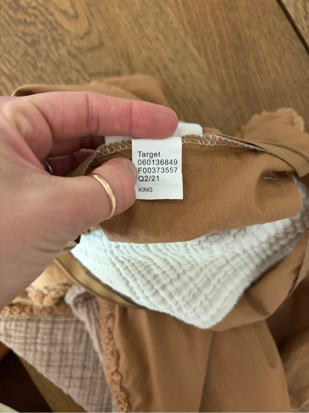 Casaluna gently used